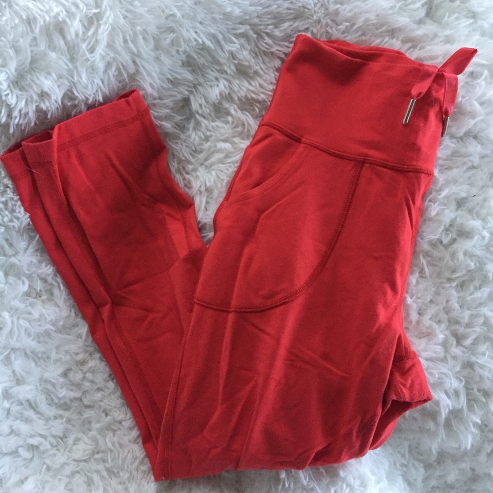 Lululemon WILL crop